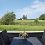 度假居 2 Bedroom In *