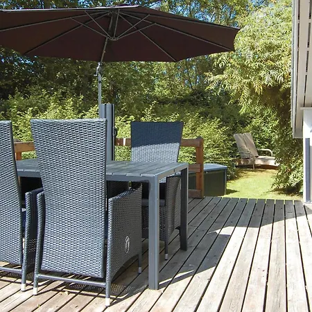 Prázdninový dům 2 Bedroom In *