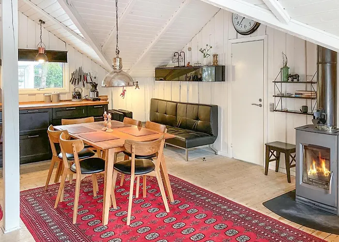 Holiday home 2 Bedroom In Humble