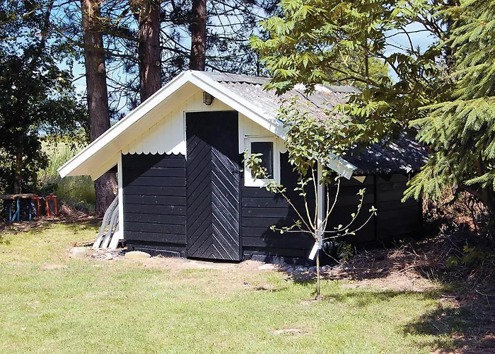 2 Bedroom In * Humble